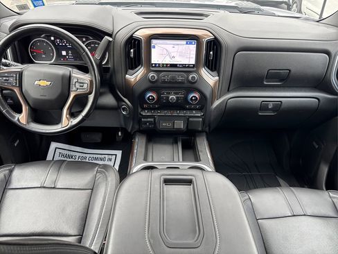 Used 2022 Chevrolet Silverado 2500 High Country w/ Technology Package image 22