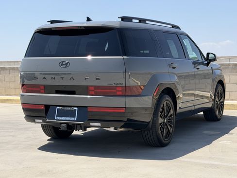 Used 2025 Hyundai Santa Fe Calligraphy AWD/4WD image 10