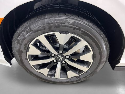 New 2026 Honda Odyssey EX-L image 10