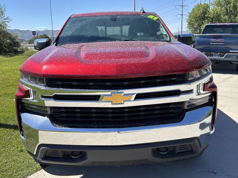 Used 2021 Chevrolet Silverado 1500 LT w/ Diesel Off-Road Package AWD/4WD image 11