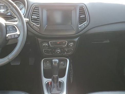Used 2021 Jeep Compass Latitude FWD image 24