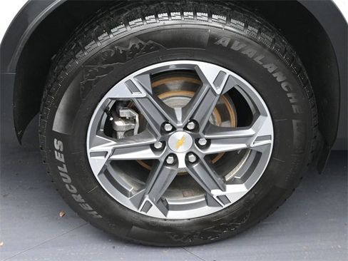 Used 2023 Chevrolet Blazer LT image 5