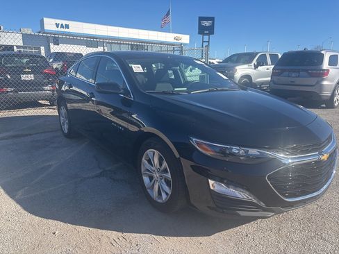 Used 2025 Chevrolet Malibu LT image 6