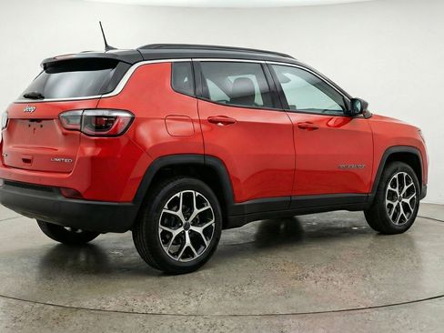 Used 2025 Jeep Compass Limited AWD/4WD image 7