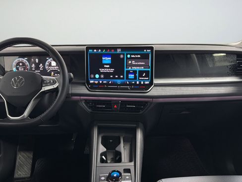 New 2026 Volkswagen Tiguan SE AWD/4WD image 31