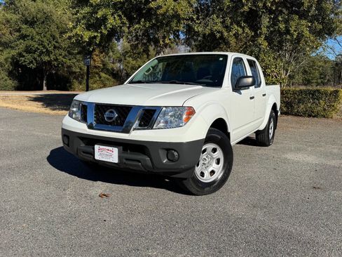 Used 2013 Nissan Frontier S image 27
