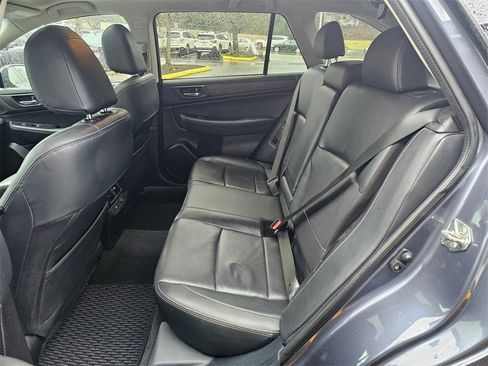 Used 2016 Subaru Outback 2.5i Limited image 17