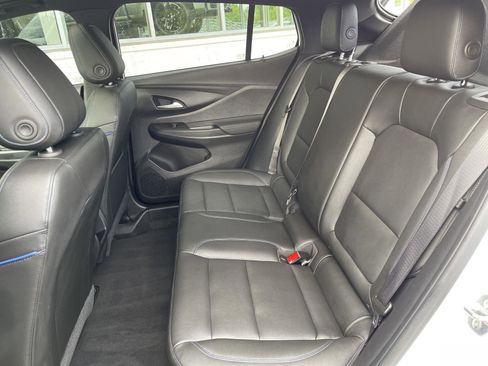 Used 2024 Buick Envista Sport Touring w/ Convenience I Package FWD image 38