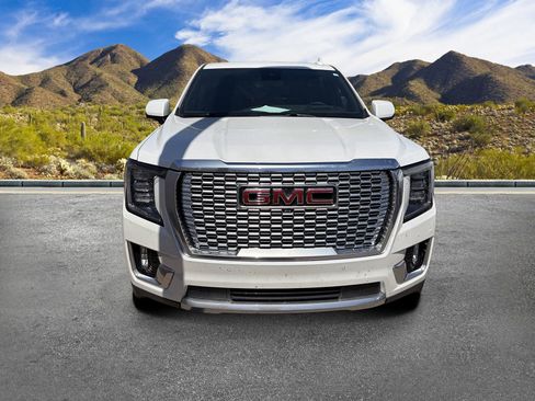 Used 2023 GMC Yukon Denali w/ Denali Reserve Package AWD/4WD image 6
