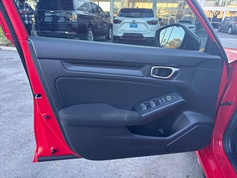 Used 2025 Honda Civic Sport image 10