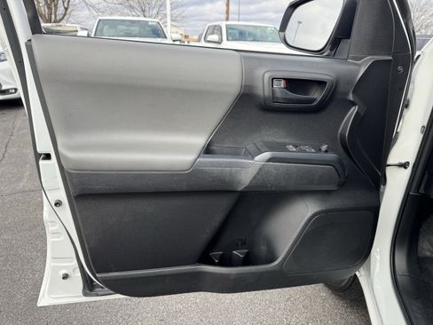 Used 2023 Toyota Tacoma SR image 23