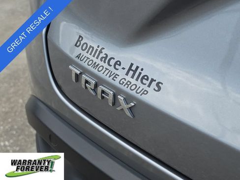 Used 2024 Chevrolet Trax LS w/ Driver Confidence Package FWD image 6