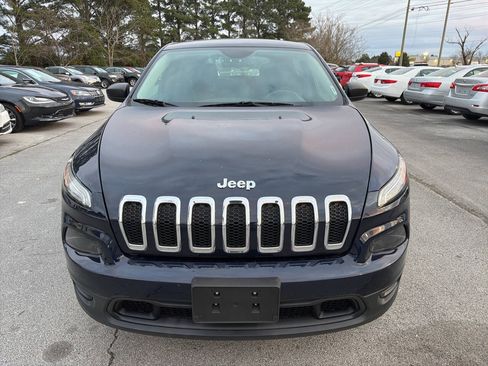 Used 2014 Jeep Cherokee Sport w/ Cold Weather Group AWD/4WD image 3
