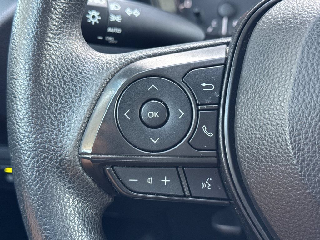 Used 2024 Toyota Corolla LE FWD image 23
