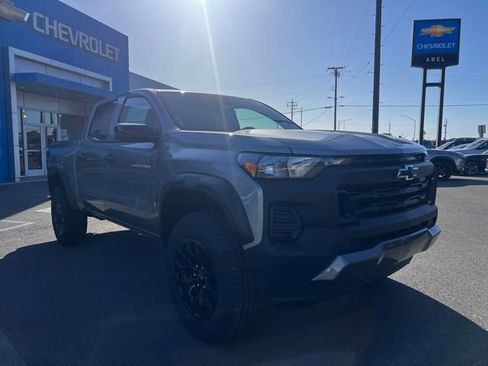New 2026 Chevrolet Colorado Trail Boss AWD/4WD image 3