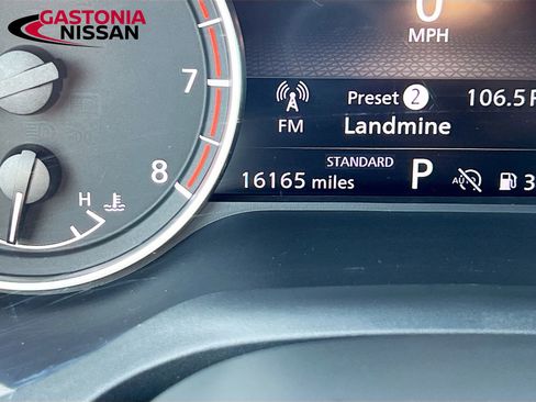 Used 2025 Nissan Rogue S FWD image 15