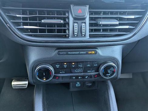 Used 2023 Ford Escape ST-Line AWD/4WD image 18