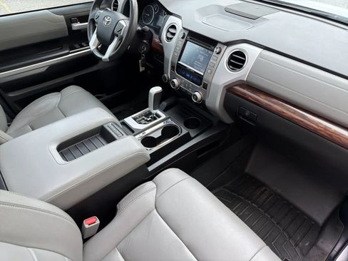 Used 2014 Toyota Tundra Limited w/ Limited Premium Package AWD/4WD image 15