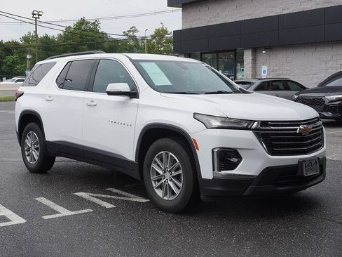 Used 2023 Chevrolet Traverse LT AWD/4WD image 57