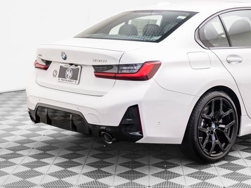 New 2026 BMW 330i xDrive 330i xDrive w/ M Sport Package image 32