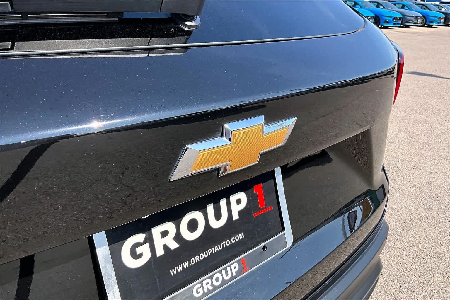 Used 2025 Chevrolet Trax LS w/ LS Convenience Package FWD image 9