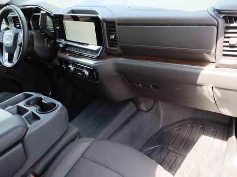 Certified 2024 GMC Sierra 1500 Elevation image 28