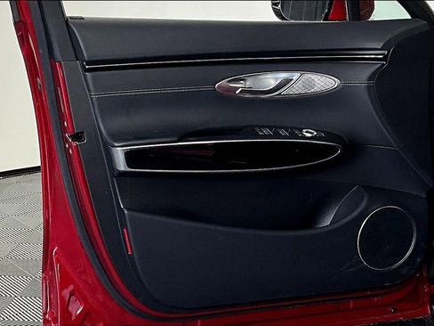 Used 2025 Genesis GV70 2.5T image 24