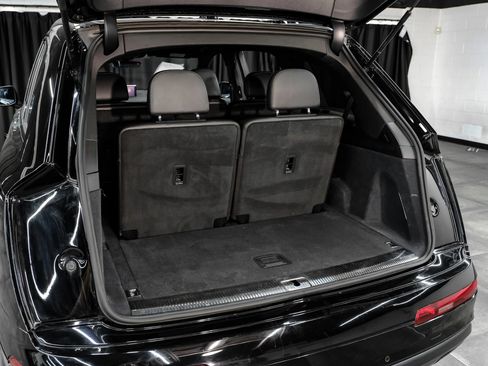 Used 2019 Audi Q7 3.0T Prestige w/ Prestige Package AWD/4WD image 72