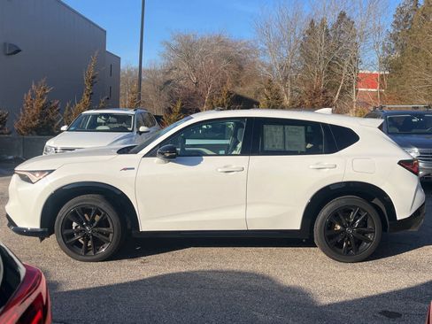 Used 2025 Acura ADX A-Spec image 2