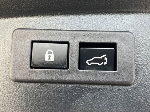 Used 2020 Subaru Outback Premium w/ Tech Package 1 image 25