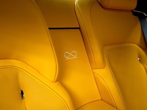 Used 2025 Rolls-Royce Spectre Black Badge w/ Spectre Enhancement Package image 34