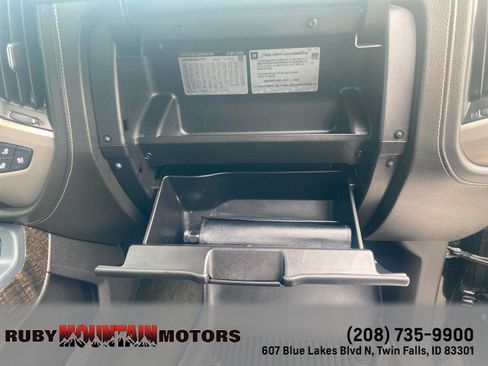 Used 2016 GMC Sierra 1500 Denali w/ Enhanced Driver Alert Package image 33