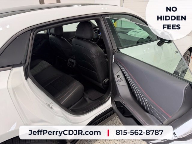 New 2026 Dodge Charger R/T w/ Driver Convenience Group AWD/4WD image 16
