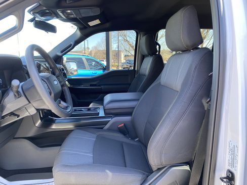 Used 2025 Ford F150 STX w/ Equipment Group 200A image 16