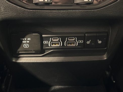 Used 2023 Jeep Grand Cherokee Limited w/ Trailer Tow Prep Group (B) AWD/4WD image 49