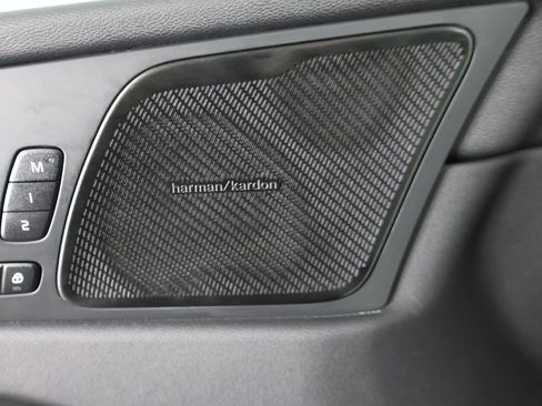 Used 2022 Volvo XC60 B6 Inscription w/ Climate Package image 50