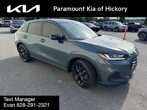 Used 2023 Honda HR-V Sport image 3