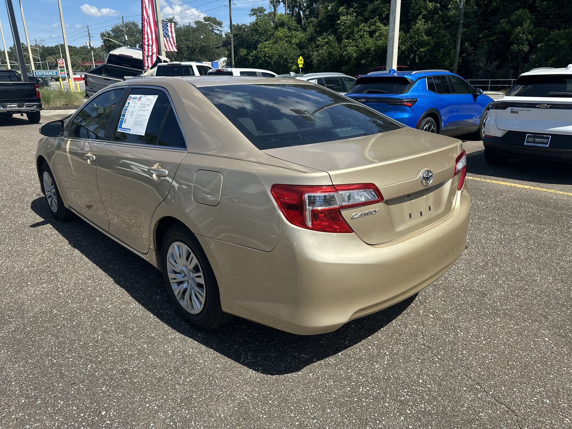 Used 2012 Toyota Camry LE FWD image 14