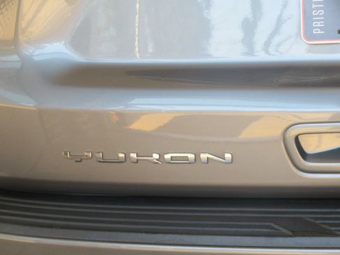 Used 2021 GMC Yukon Denali AWD/4WD image 82