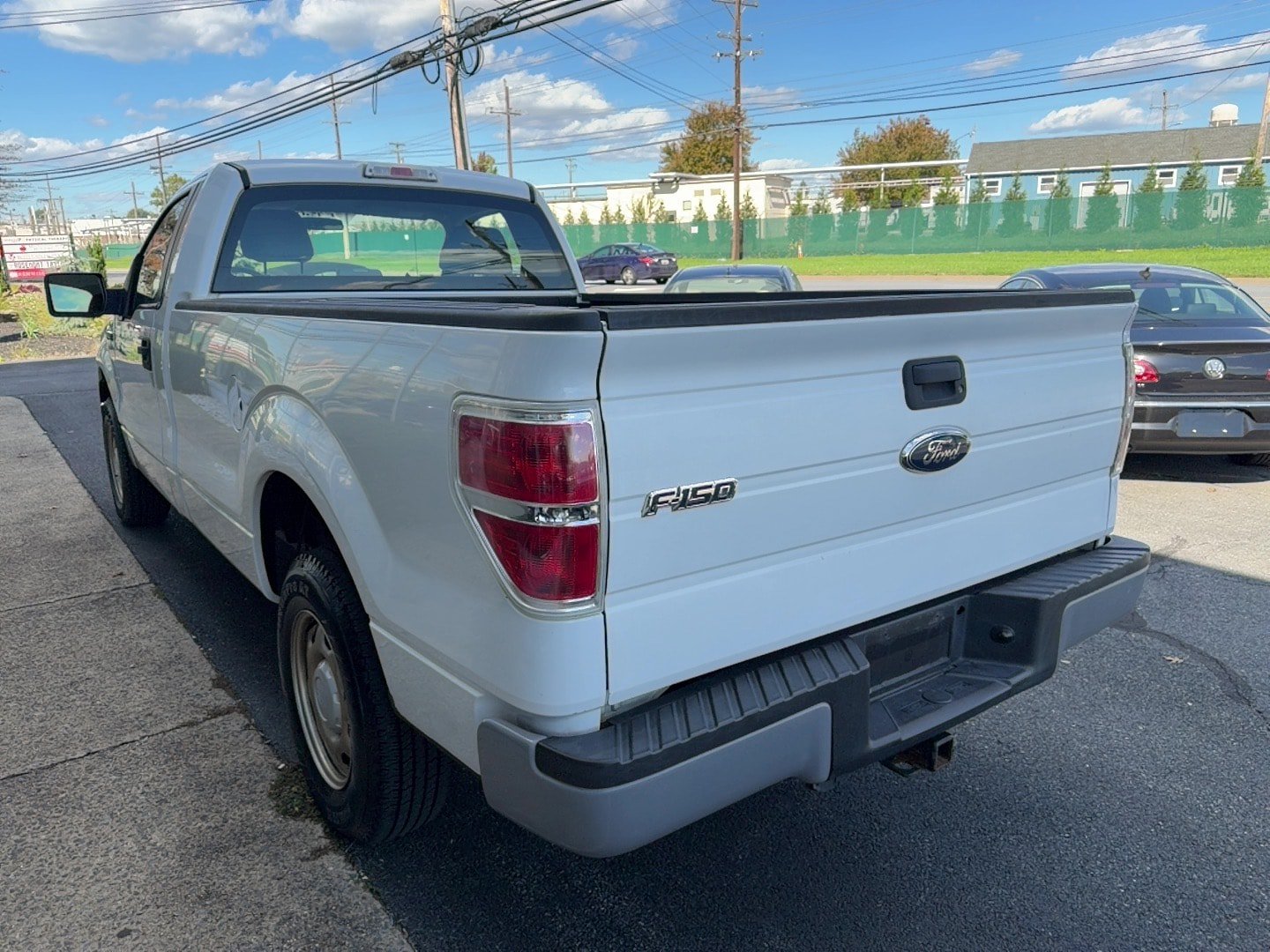 Used 2010 Ford F150 XL RWD image 4