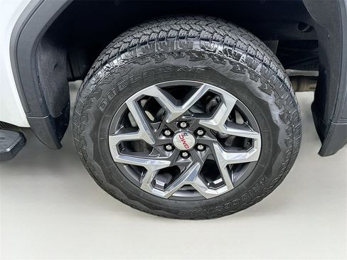 Used 2023 GMC Sierra 1500 SLT w/ X31 Off-Road Package image 24
