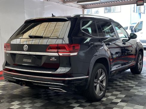 Used 2019 Volkswagen Atlas SEL R-Line AWD/4WD image 6