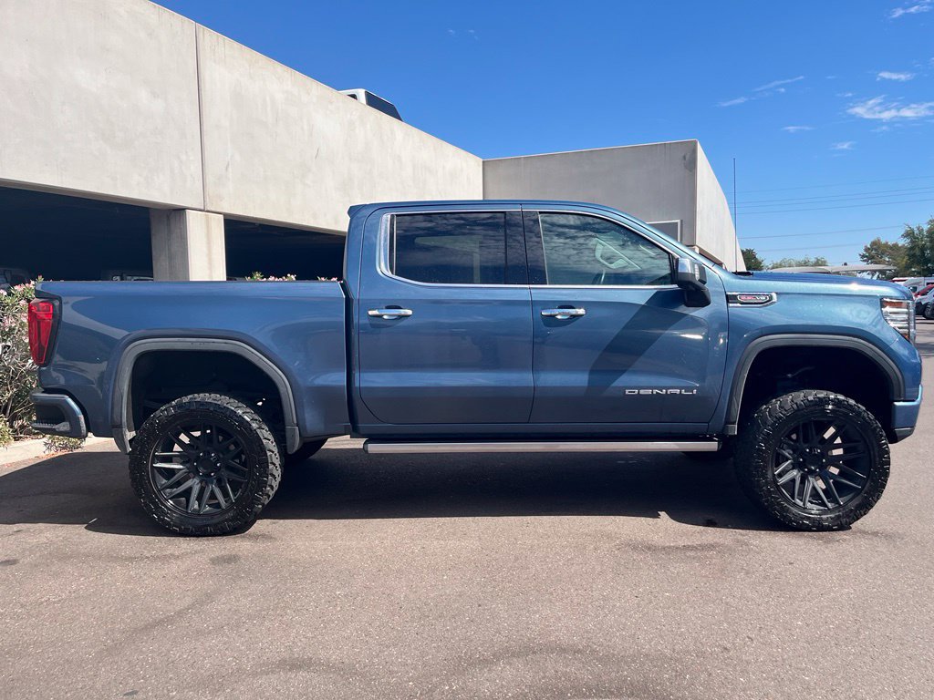 Used 2024 GMC Sierra 1500 Denali w/ Denali Reserve Package AWD/4WD image 3