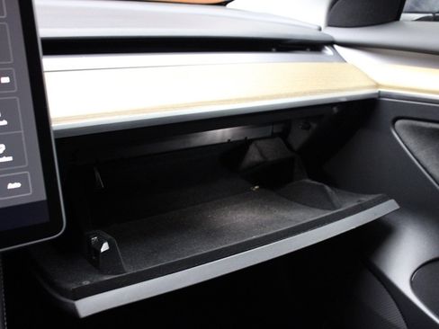 Used 2023 Tesla Model 3 Standard Range RWD image 27