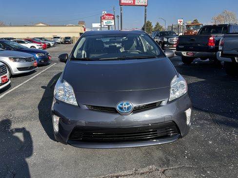 Used 2014 Toyota Prius Two image 3