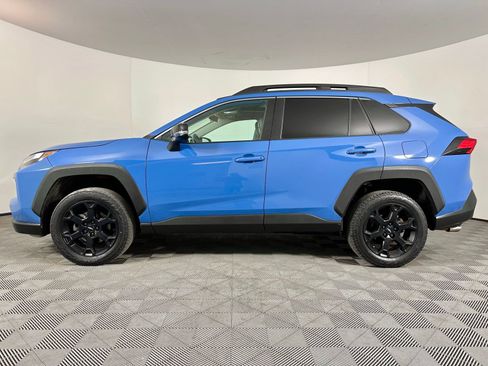Used 2022 Toyota RAV4 TRD Off-Road w/ TRD Off-Road Weather Package image 17