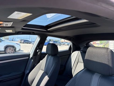 Used 2020 Honda Civic EX image 12