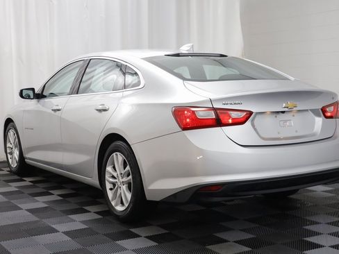 Used 2016 Chevrolet Malibu LT image 14
