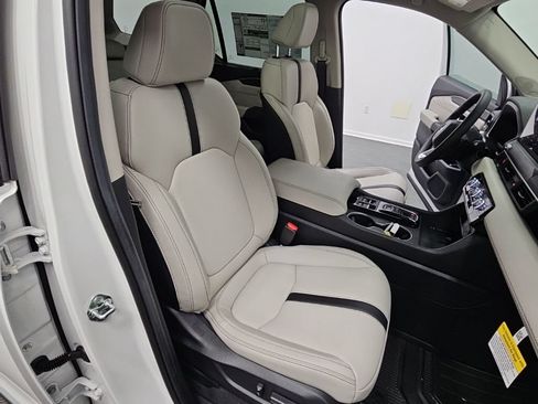 New 2026 Honda Pilot Touring image 42