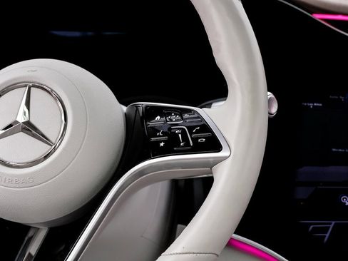 Used 2023 Mercedes-Benz EQS 580 4MATIC SUV image 32